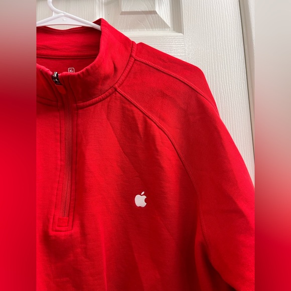 Apple Red Quarter Zip Pullover Sweater Sweatshirt Adult Size XL - Picture 3 of 5